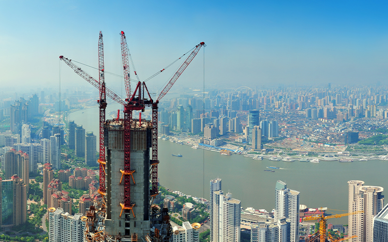 Supporting Vision 2030 with Reliable Lifting Solutions